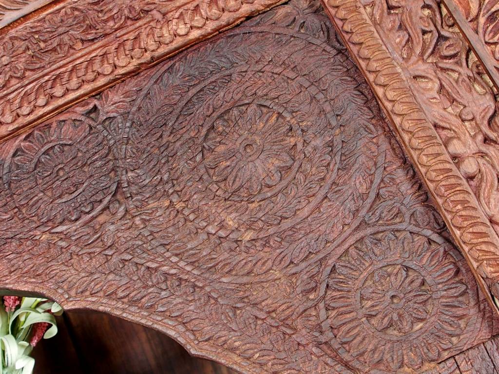 Antiker Regalwand Swat Tall aus Pakistan Möbel Orientbazar   