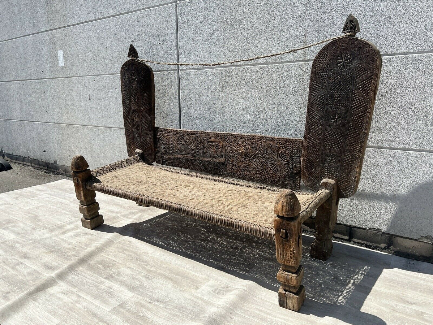 Antikes Orient Chair bed aus Nuristan Afghanistan / Pakistan Swat Valley Betten & Bettgestelle Orientbazar   