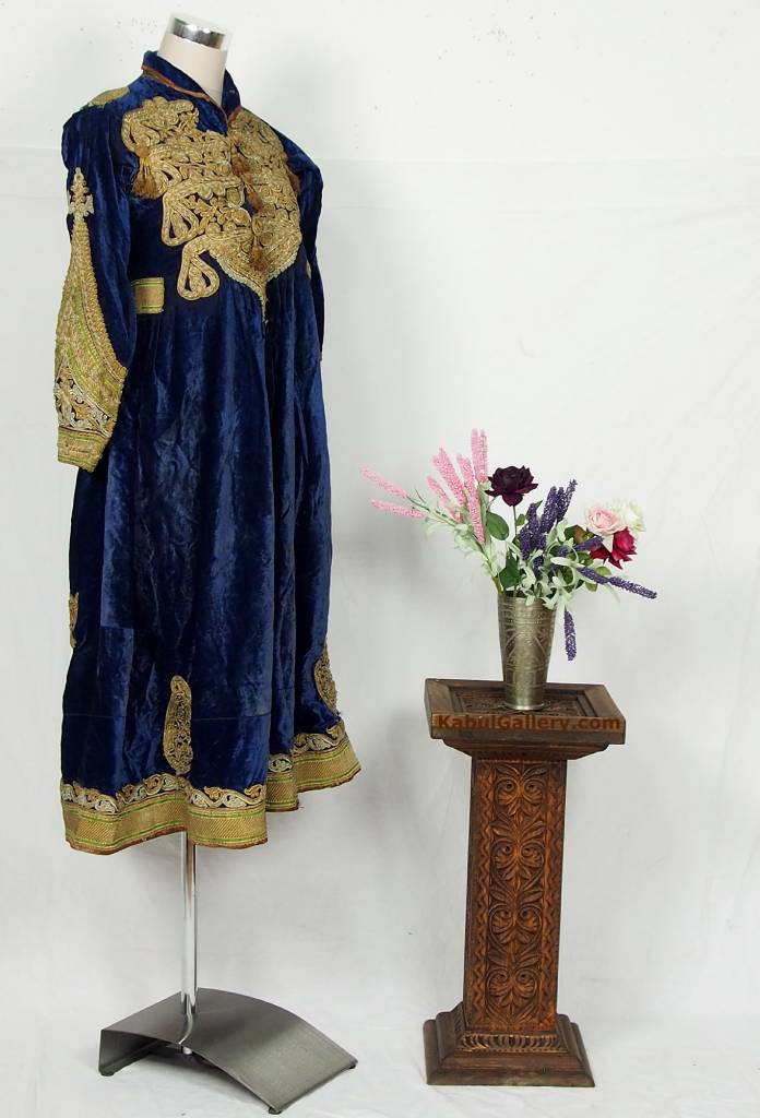 Antikes Hazara Samt Kleid aus Afghanistan Kleid Orientbazar   