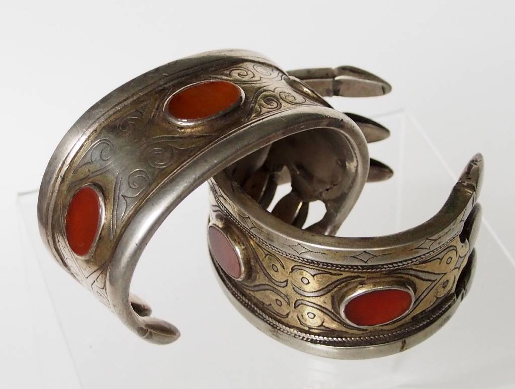 2er Set Antik Turkmenische Silber Armreifen armreifen Orientbazar   