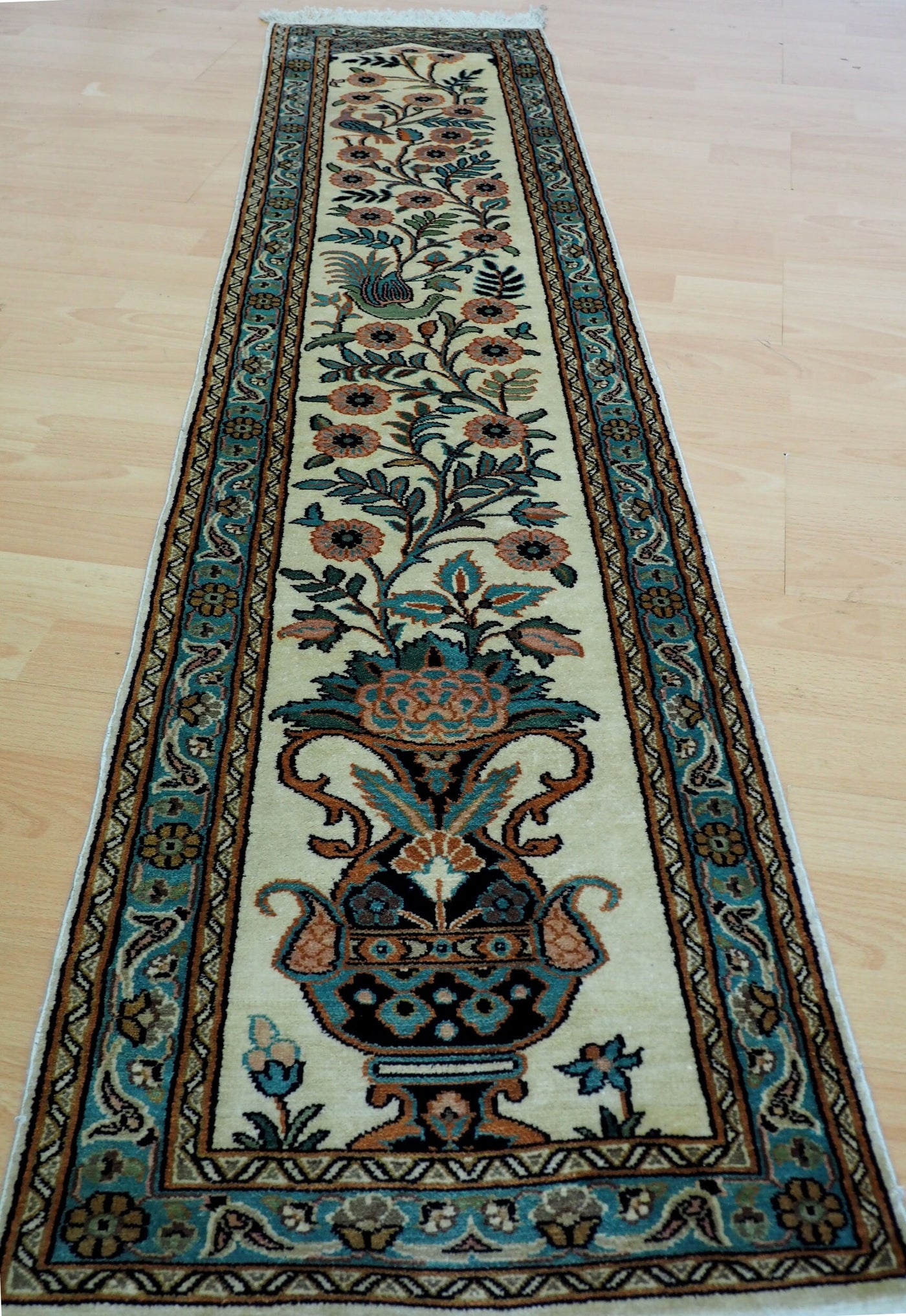 188x40 cm schöne handgeknüpften Kaschmir Echt tseide floor galerie Läufer Teppich tischläufer  Indien  Orientsbazar   