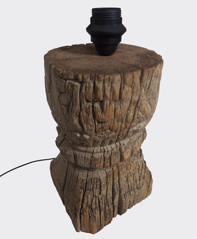 islamische antike  orient massiv Holz Lampenfuß Lampensockel  aus Nuristan Afghanistan Swat-tall pakistan 19/4  Orientsbazar   