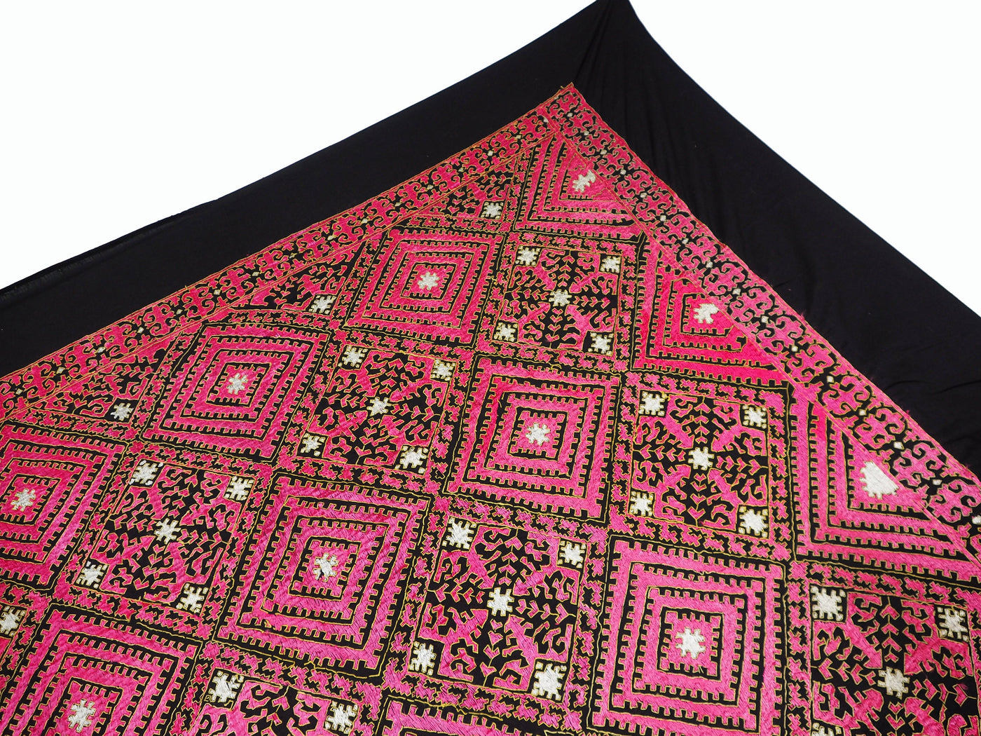 225x225 cm seltener dekorative Seide bestickt Pulkari Schlafzimmer Bett tagesdecke Bettüberwurf sofaüberwurf Swat-Tal Pakistan  Afghanistan Textilien Orientsbazar   