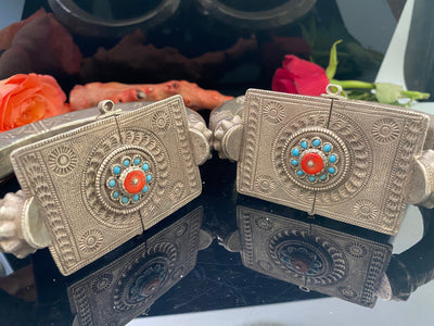 ein Paar Antike handgemachte Vintage Fußreifen Manschette Armband Multan und Sindh Pakistan Jhanjhar Türkis und Korallen Armreifen Nr-21/WL3 armreifen Orientsbazar   