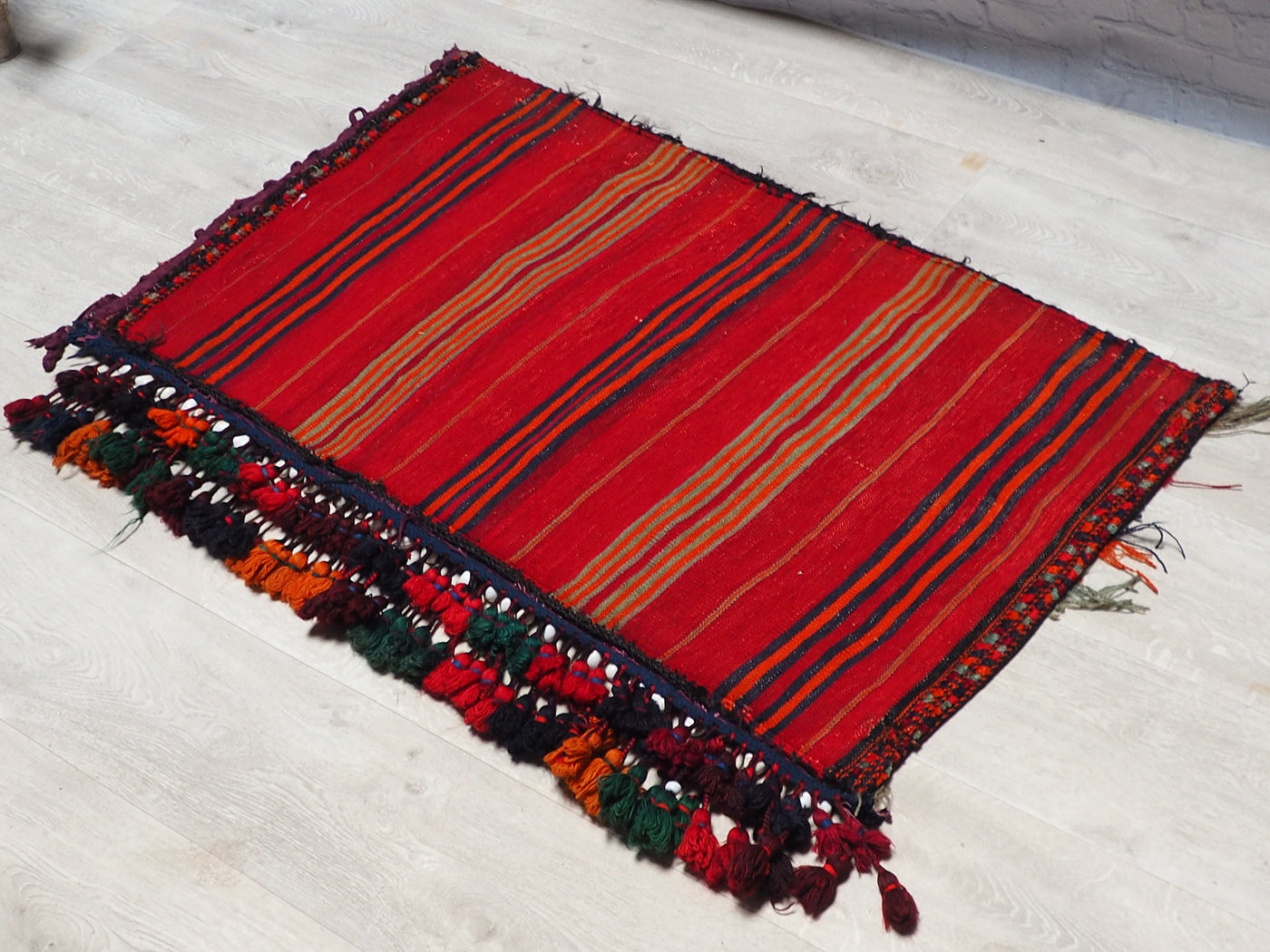 105x62 cm antik orient Afghan belochi Teppich nomaden sitzkissen bodenkissen  Bohemian cushion 1001-nacht Nr.22/4  Orientsbazar   