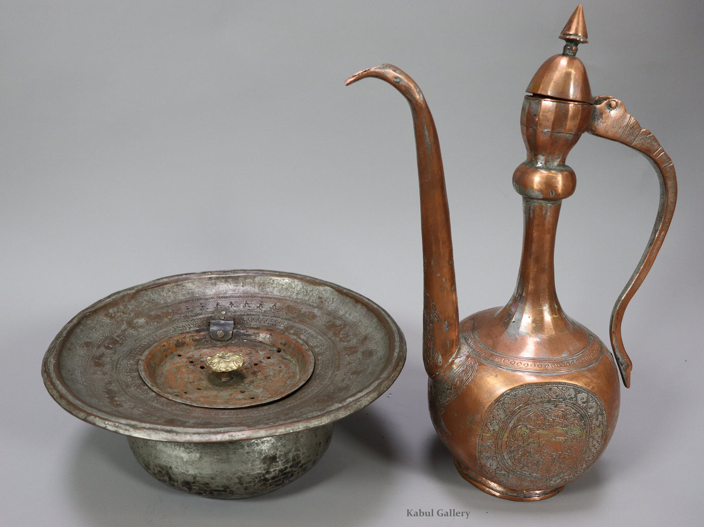 antik Massiv islamische Kupfer zweiteilige Waschgarnitur Kanne und Becken aus Afghanistan 19 Jh.  Nr:16/G  Orientsbazar   