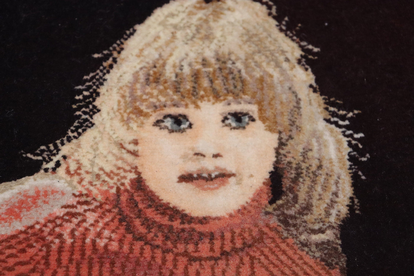 48x34 cm  handgeknüpfte Orientteppich Bilderteppich Wandteppich Mädchen mit Schaf  Orientsbazar   