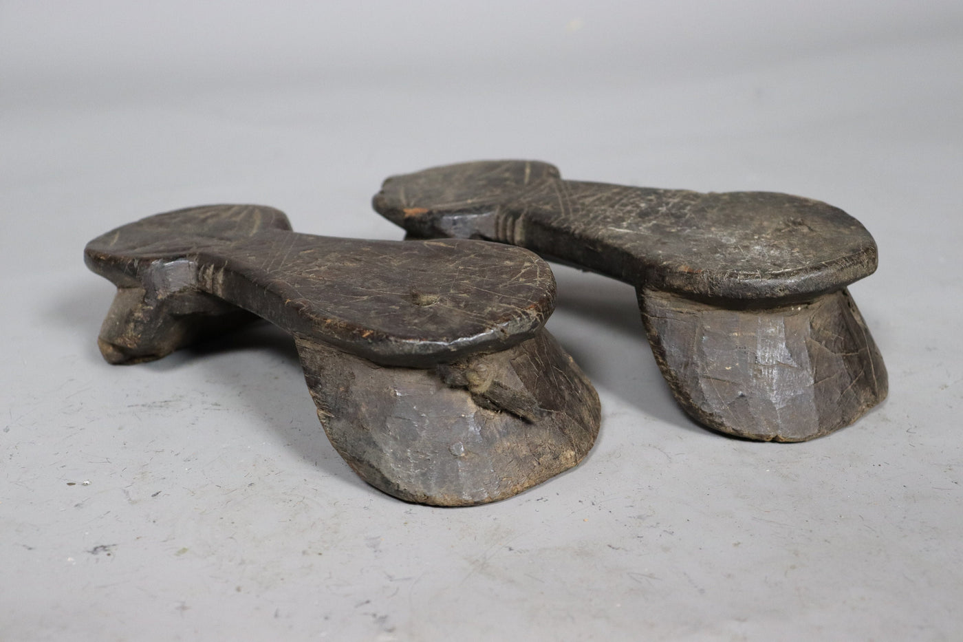 Antik 19. Jh. Pakistan Swat Valley handgefertigte Holz geschnitzte Sandale Nuristan Afghanistan Schuhe Nr.: B  Orientsbazar   