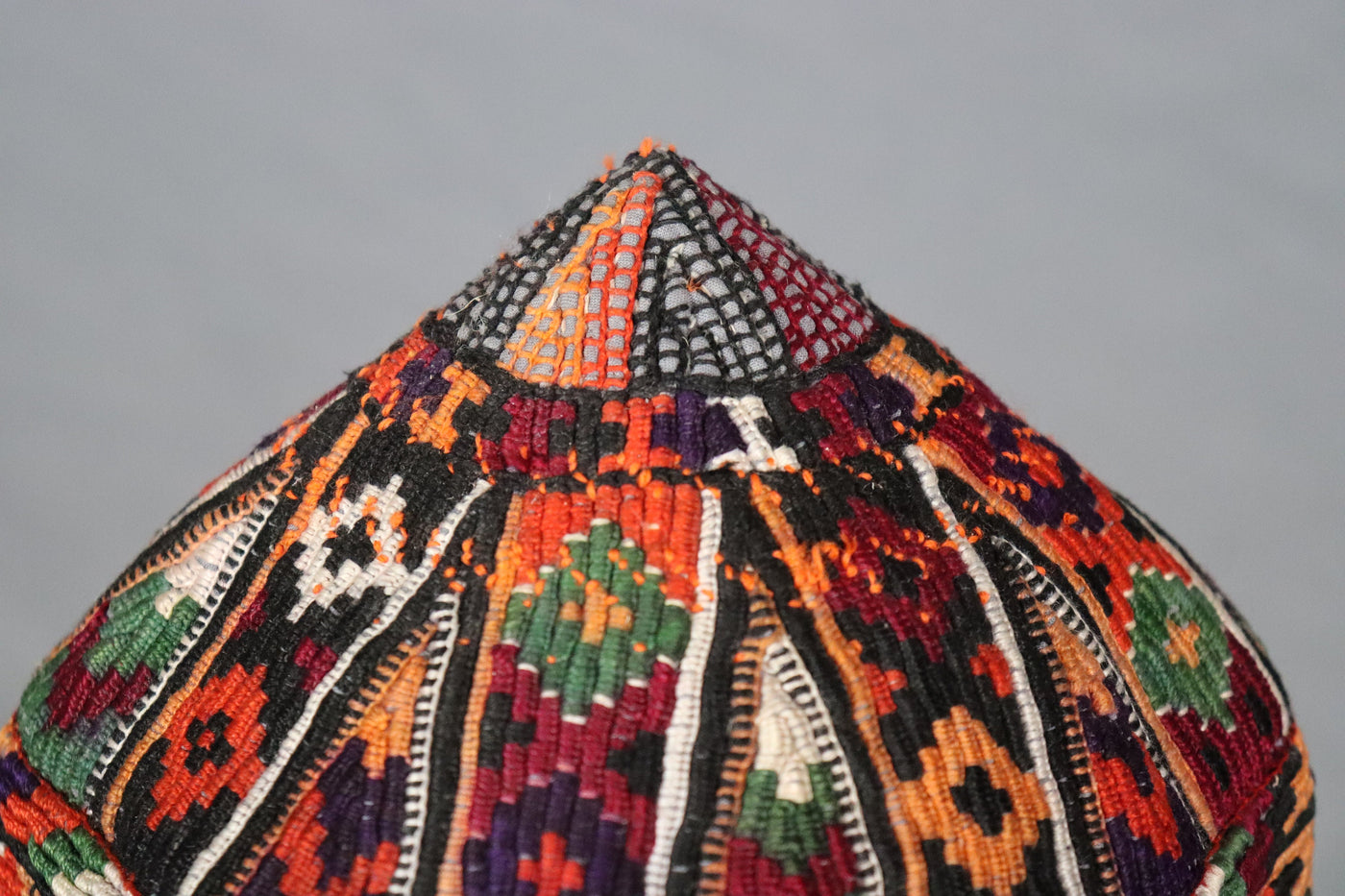 antik und sehr seltener nomaden usbekische  Kinder Hut Mütze mit Stickerei  aus Afghanistan  Nr:22/10  Orientsbazar   