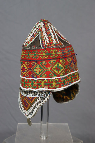antik und sehr seltener nomaden Kinder Hut Mütze mit Stickerei  aus Afghanistan Nuristan und Swat tall Pakistan  Nr:22/34  Orientsbazar   