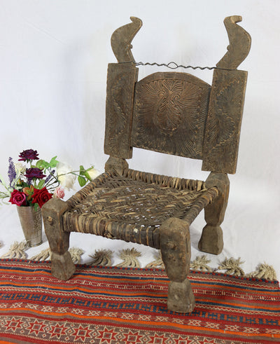 antik orient Nuristan Holz Stuhl aus Nuristan Afghanistan / Pakistan Swat-valley Nr-C  Orientsbazar   