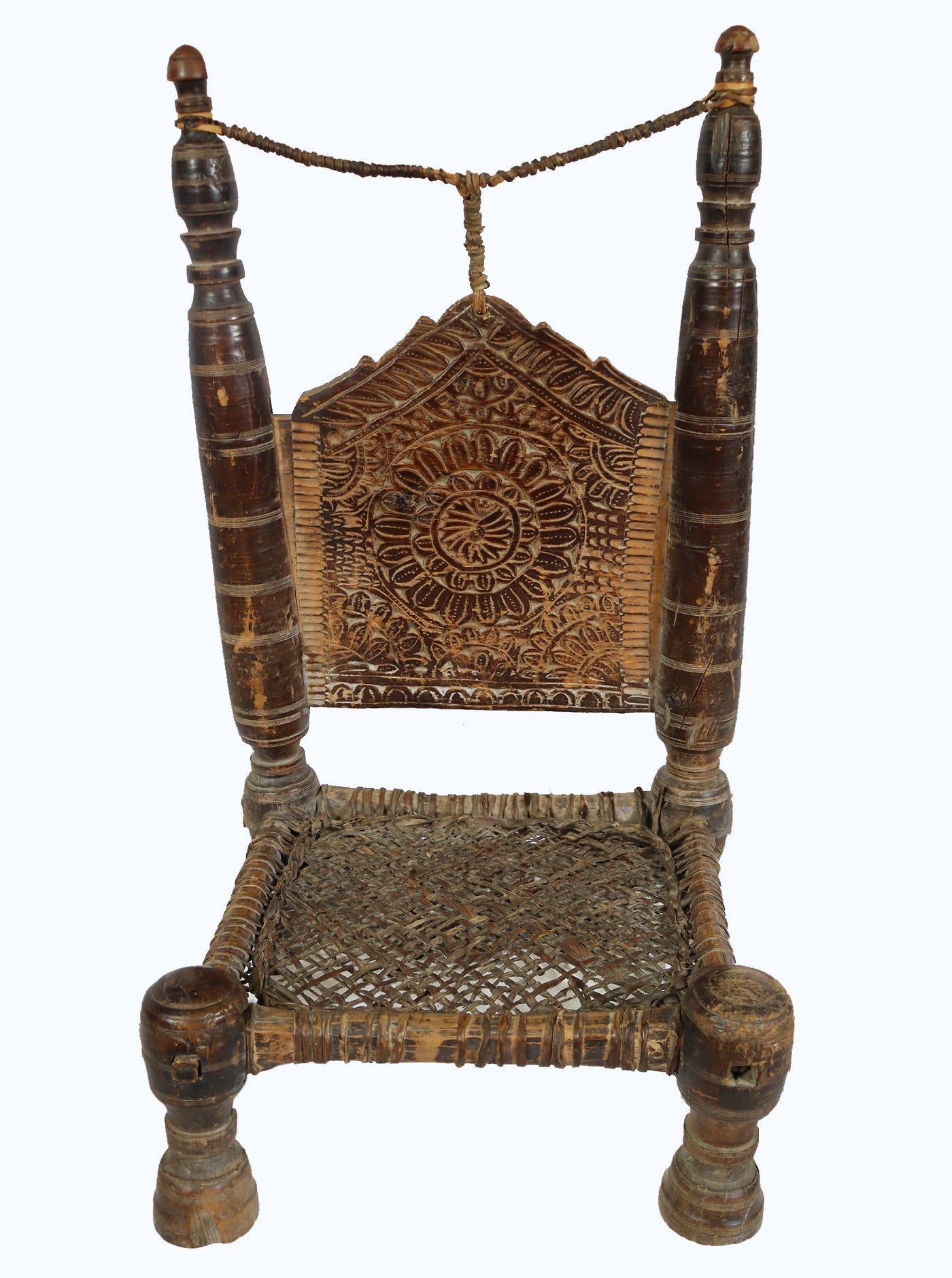 antik orient Nuristan Holz Niedriger Stuhl aus Nuristan Afghanistan / Pakistan Swat-valley 19 Jh. Nr-22B  Orientsbazar   